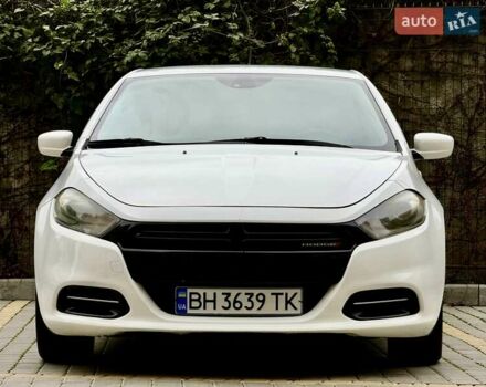 Білий Додж Дарт, об'ємом двигуна 2.4 л та пробігом 212 тис. км за 6900 $, фото 1 на Automoto.ua