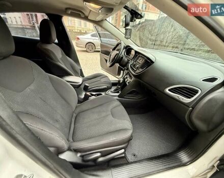 Білий Додж Дарт, об'ємом двигуна 2.4 л та пробігом 212 тис. км за 6900 $, фото 39 на Automoto.ua