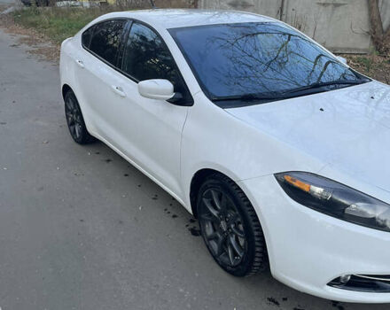 Білий Додж Дарт, об'ємом двигуна 2.4 л та пробігом 200 тис. км за 7900 $, фото 3 на Automoto.ua