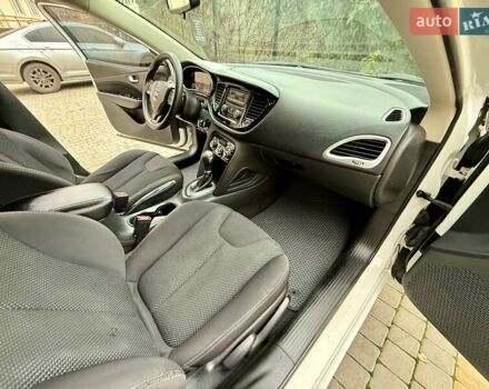 Білий Додж Дарт, об'ємом двигуна 2.4 л та пробігом 212 тис. км за 6900 $, фото 40 на Automoto.ua