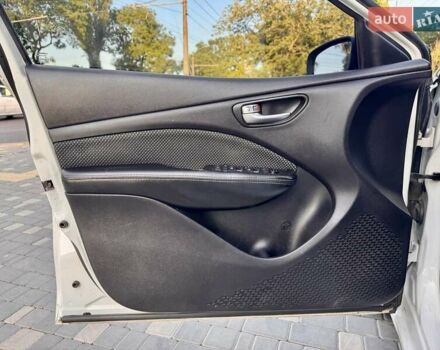 Белый Додж Дарт, объемом двигателя 2.4 л и пробегом 212 тыс. км за 6999 $, фото 49 на Automoto.ua