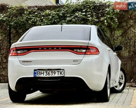 Білий Додж Дарт, об'ємом двигуна 2.4 л та пробігом 212 тис. км за 6900 $, фото 17 на Automoto.ua