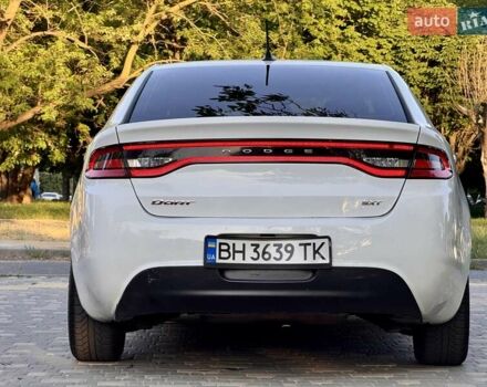 Белый Додж Дарт, объемом двигателя 2.4 л и пробегом 212 тыс. км за 6999 $, фото 14 на Automoto.ua