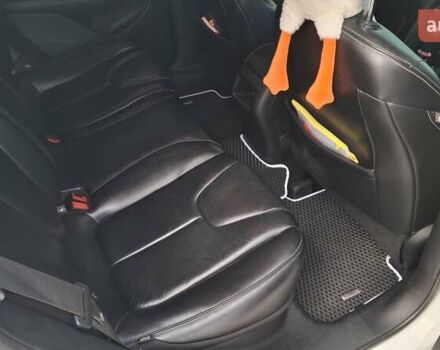 Белый Додж Дарт, объемом двигателя 2.4 л и пробегом 322 тыс. км за 8100 $, фото 7 на Automoto.ua