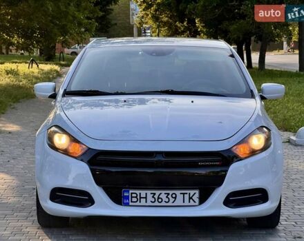 Белый Додж Дарт, объемом двигателя 2.4 л и пробегом 212 тыс. км за 6999 $, фото 1 на Automoto.ua