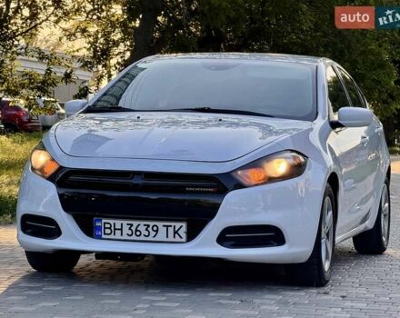 Белый Додж Дарт, объемом двигателя 2.4 л и пробегом 212 тыс. км за 6999 $, фото 6 на Automoto.ua