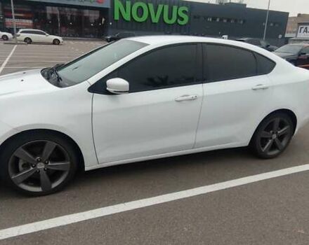 Белый Додж Дарт, объемом двигателя 2.36 л и пробегом 84 тыс. км за 9900 $, фото 7 на Automoto.ua