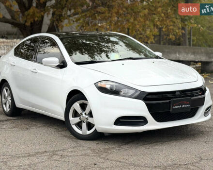 Білий Додж Дарт, об'ємом двигуна 2.36 л та пробігом 163 тис. км за 8999 $, фото 2 на Automoto.ua