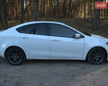 Белый Додж Дарт, объемом двигателя 2.4 л и пробегом 192 тыс. км за 9400 $, фото 8 на Automoto.ua