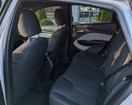 Белый Додж Дарт, объемом двигателя 2.4 л и пробегом 271 тыс. км за 8500 $, фото 10 на Automoto.ua