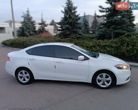 Білий Додж Дарт, об'ємом двигуна 2.36 л та пробігом 152 тис. км за 7000 $, фото 3 на Automoto.ua