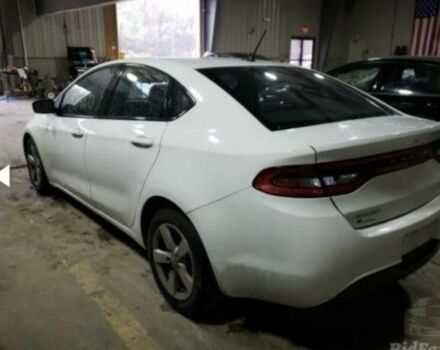 Белый Додж Дарт, объемом двигателя 2.4 л и пробегом 122 тыс. км за 9350 $, фото 1 на Automoto.ua