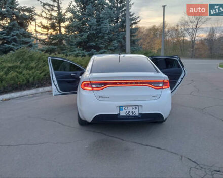 Білий Додж Дарт, об'ємом двигуна 2.36 л та пробігом 152 тис. км за 7000 $, фото 1 на Automoto.ua