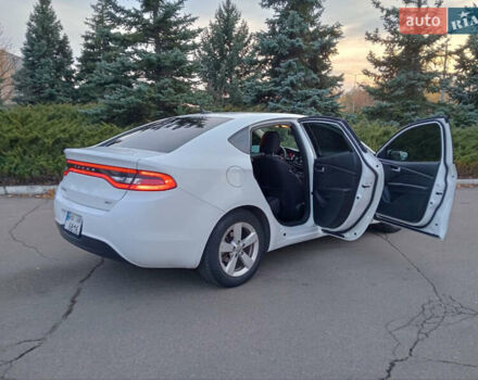 Білий Додж Дарт, об'ємом двигуна 2.36 л та пробігом 152 тис. км за 7000 $, фото 17 на Automoto.ua