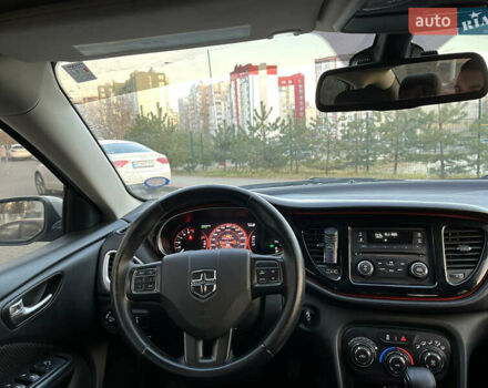 Білий Додж Дарт, об'ємом двигуна 2.4 л та пробігом 204 тис. км за 8800 $, фото 9 на Automoto.ua