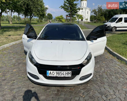 Білий Додж Дарт, об'ємом двигуна 2.4 л та пробігом 97 тис. км за 10100 $, фото 9 на Automoto.ua