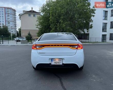 Білий Додж Дарт, об'ємом двигуна 2.4 л та пробігом 204 тис. км за 8800 $, фото 15 на Automoto.ua