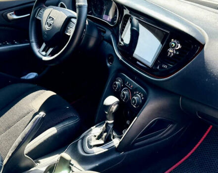 Белый Додж Дарт, объемом двигателя 2.4 л и пробегом 280 тыс. км за 7700 $, фото 12 на Automoto.ua