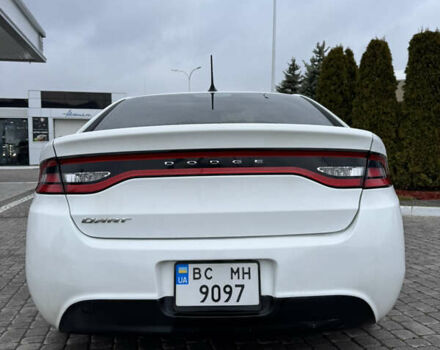 Белый Додж Дарт, объемом двигателя 2.4 л и пробегом 206 тыс. км за 9800 $, фото 7 на Automoto.ua