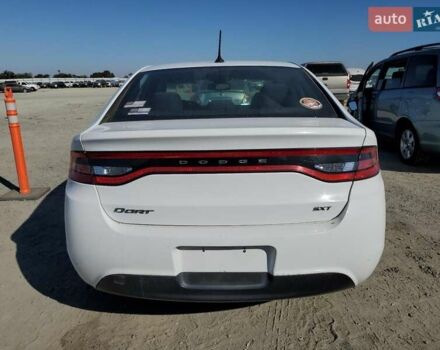 Белый Додж Дарт, объемом двигателя 2.4 л и пробегом 135 тыс. км за 2300 $, фото 5 на Automoto.ua