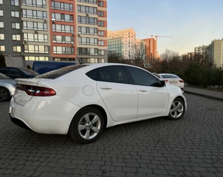 Білий Додж Дарт, об'ємом двигуна 2.4 л та пробігом 204 тис. км за 8800 $, фото 2 на Automoto.ua
