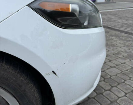 Белый Додж Дарт, объемом двигателя 2.4 л и пробегом 206 тыс. км за 9800 $, фото 10 на Automoto.ua