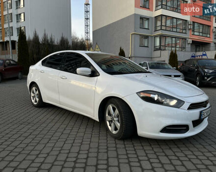 Білий Додж Дарт, об'ємом двигуна 2.4 л та пробігом 204 тис. км за 8800 $, фото 2 на Automoto.ua