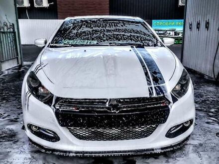 Додж Дарт 2013 в Черкассах на Automoto.ua Белый Додж Дарт, объемом двигателя 2.4 л и пробегом 175 тыс. км за 11300 $, фото 1 на Automoto.ua