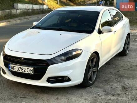 Додж Дарт 2013 в Киеве на Automoto.ua Белый Додж Дарт, объемом двигателя 0 л и пробегом 219 тыс. км за 9990 $, фото 1 на Automoto.ua