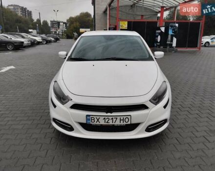 Білий Додж Дарт, об'ємом двигуна 2.4 л та пробігом 137 тис. км за 7698 $, фото 1 на Automoto.ua