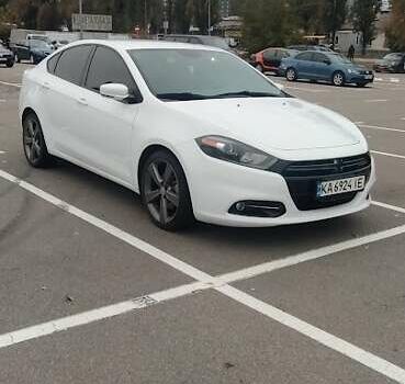 Белый Додж Дарт, объемом двигателя 2.36 л и пробегом 84 тыс. км за 9900 $, фото 1 на Automoto.ua