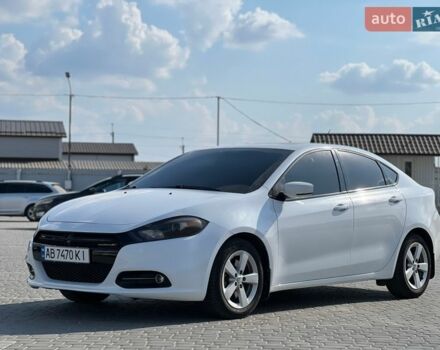 Белый Додж Дарт, объемом двигателя 2.4 л и пробегом 230 тыс. км за 9500 $, фото 1 на Automoto.ua