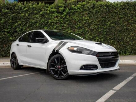 Белый Додж Дарт, объемом двигателя 2.4 л и пробегом 74 тыс. км за 6300 $, фото 1 на Automoto.ua