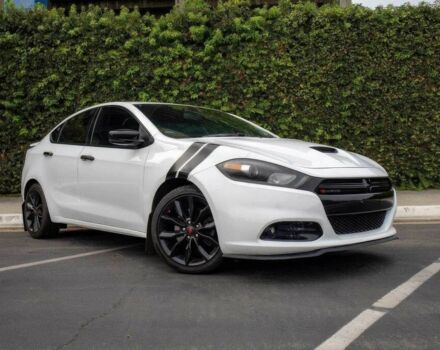 Белый Додж Дарт, объемом двигателя 2.4 л и пробегом 74 тыс. км за 6300 $, фото 1 на Automoto.ua