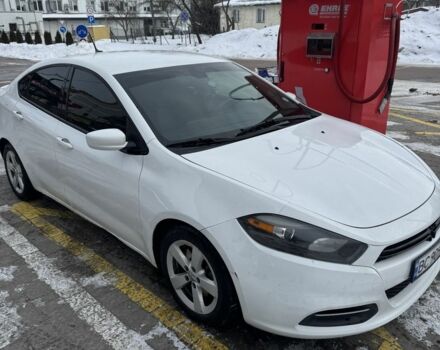 Білий Додж Дарт, об'ємом двигуна 2.4 л та пробігом 208 тис. км за 9700 $, фото 1 на Automoto.ua