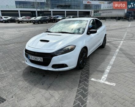 Білий Додж Дарт, об'ємом двигуна 2.4 л та пробігом 220 тис. км за 7000 $, фото 1 на Automoto.ua