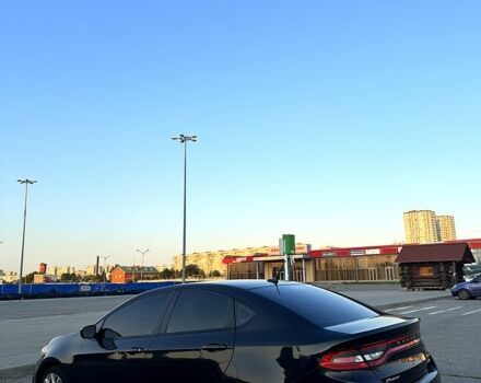 Черный Додж Дарт, объемом двигателя 2 л и пробегом 196 тыс. км за 7400 $, фото 6 на Automoto.ua