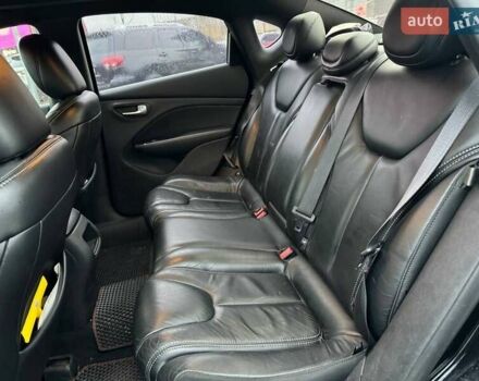 Черный Додж Дарт, объемом двигателя 1.37 л и пробегом 172 тыс. км за 7990 $, фото 8 на Automoto.ua