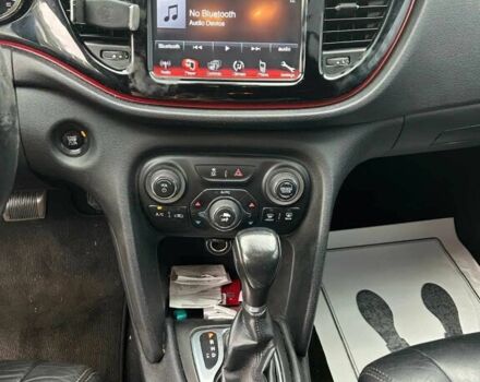 Черный Додж Дарт, объемом двигателя 2.4 л и пробегом 82 тыс. км за 8000 $, фото 9 на Automoto.ua