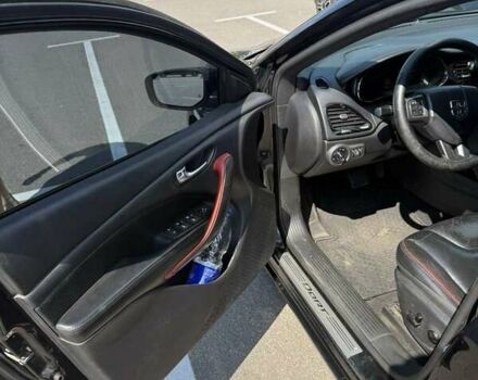 Черный Додж Дарт, объемом двигателя 2.36 л и пробегом 130 тыс. км за 8700 $, фото 9 на Automoto.ua