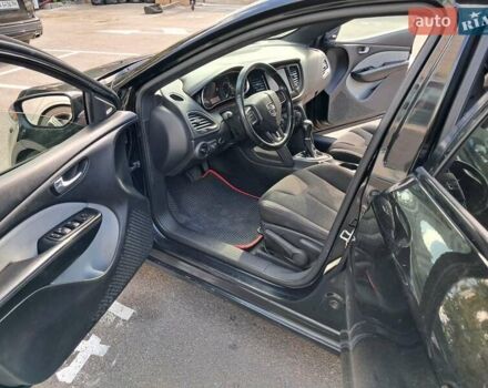 Черный Додж Дарт, объемом двигателя 2.4 л и пробегом 290 тыс. км за 7800 $, фото 9 на Automoto.ua