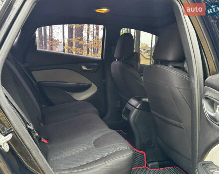 Черный Додж Дарт, объемом двигателя 2.4 л и пробегом 290 тыс. км за 7800 $, фото 19 на Automoto.ua