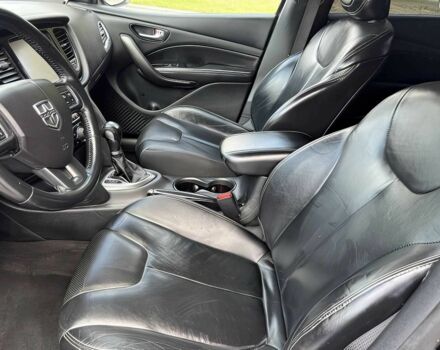 Черный Додж Дарт, объемом двигателя 2.4 л и пробегом 88 тыс. км за 4200 $, фото 6 на Automoto.ua