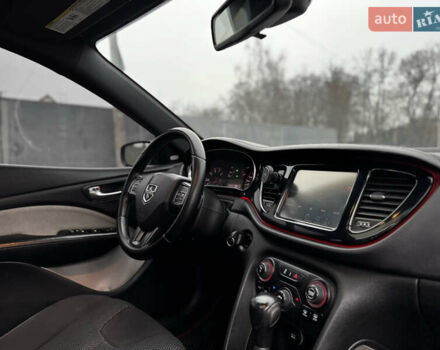 Черный Додж Дарт, объемом двигателя 2.4 л и пробегом 285 тыс. км за 7300 $, фото 26 на Automoto.ua