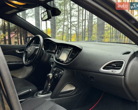 Черный Додж Дарт, объемом двигателя 2.4 л и пробегом 290 тыс. км за 7800 $, фото 20 на Automoto.ua