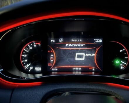 Черный Додж Дарт, объемом двигателя 2.4 л и пробегом 170 тыс. км за 7800 $, фото 7 на Automoto.ua