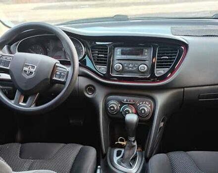 Черный Додж Дарт, объемом двигателя 2 л и пробегом 70 тыс. км за 7000 $, фото 6 на Automoto.ua