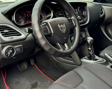 Чорний Додж Дарт, об'ємом двигуна 2.4 л та пробігом 220 тис. км за 7900 $, фото 10 на Automoto.ua