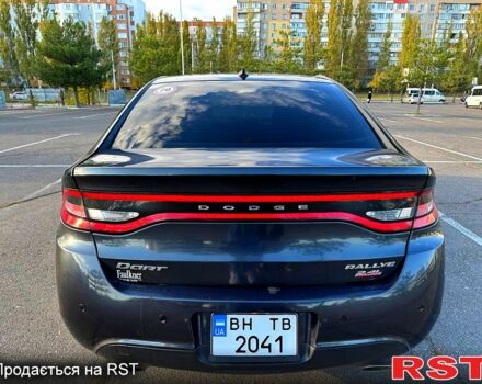 Черный Додж Дарт, объемом двигателя 2.4 л и пробегом 177 тыс. км за 7000 $, фото 5 на Automoto.ua