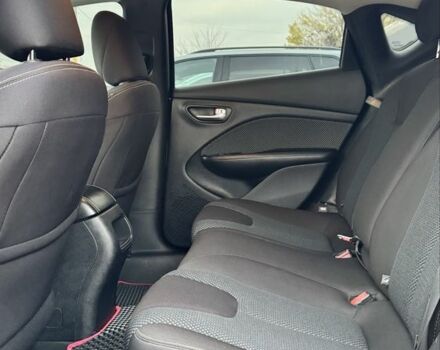 Чорний Додж Дарт, об'ємом двигуна 2.4 л та пробігом 220 тис. км за 7900 $, фото 14 на Automoto.ua